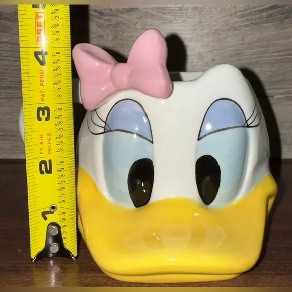 Cute 🥰 Daisy Duck 🦆 3D Ceramic Mug With Pink Bow 🎀 Disney Character Face - Picture 5 of 11